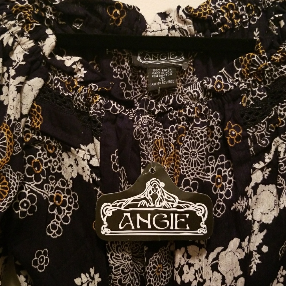 Romper - Picture 3 of 4